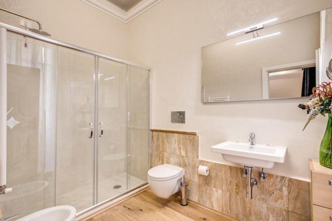 Отель Smart Lux Roma Centro Экстерьер фото
